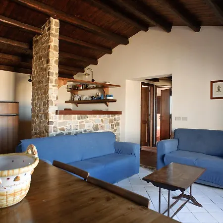 Apartment Lascari Sleeps 4 Pool Wifi Campofelice Di Roccella